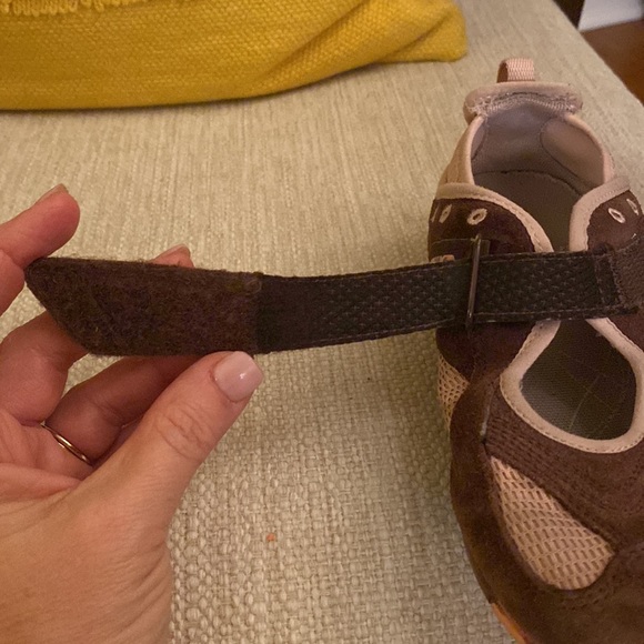 Merrell Brown Suede and Blush Pink Floral Velcro Aqua Lined Girls Size 1 - Picture 14 of 14